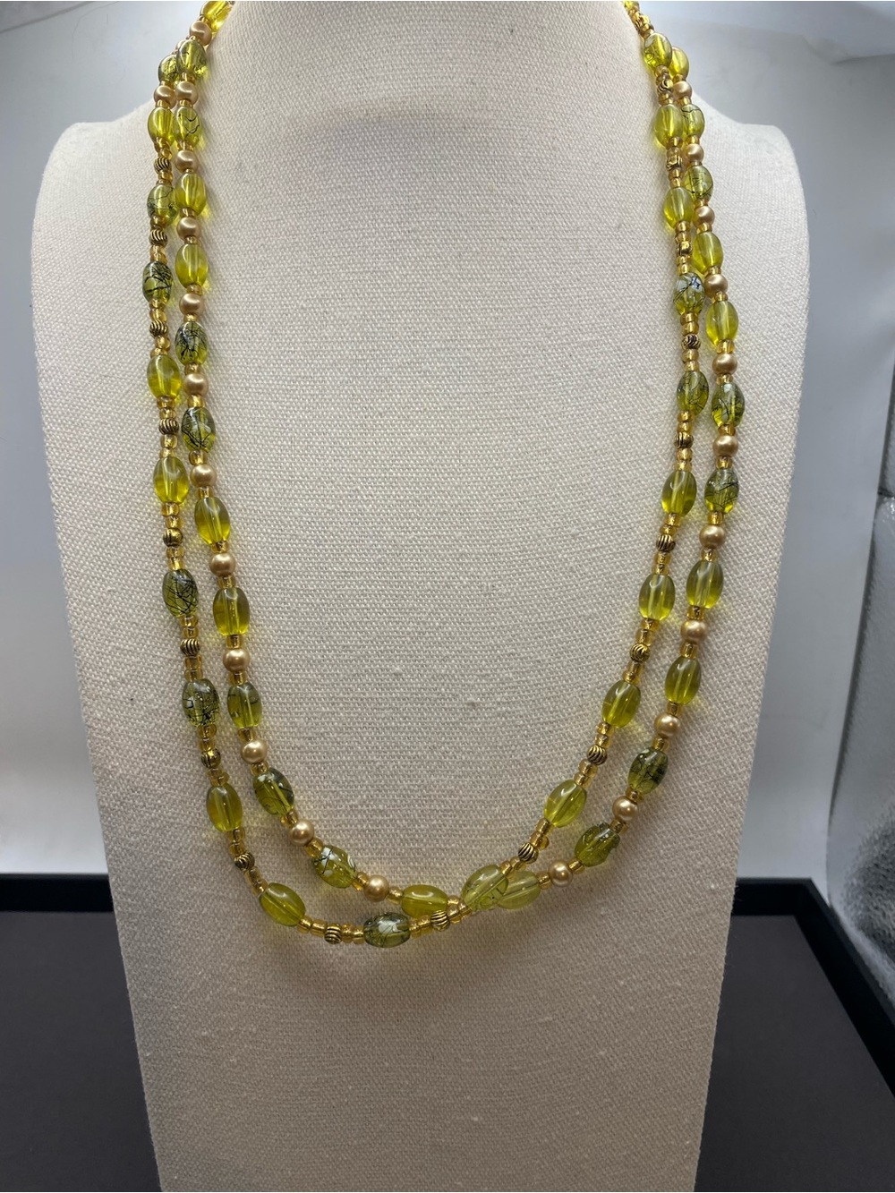 Green Glass Bead Strand Necklace 27”